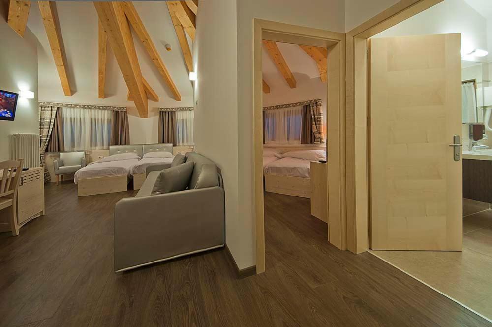 Niagara Hotel 3*