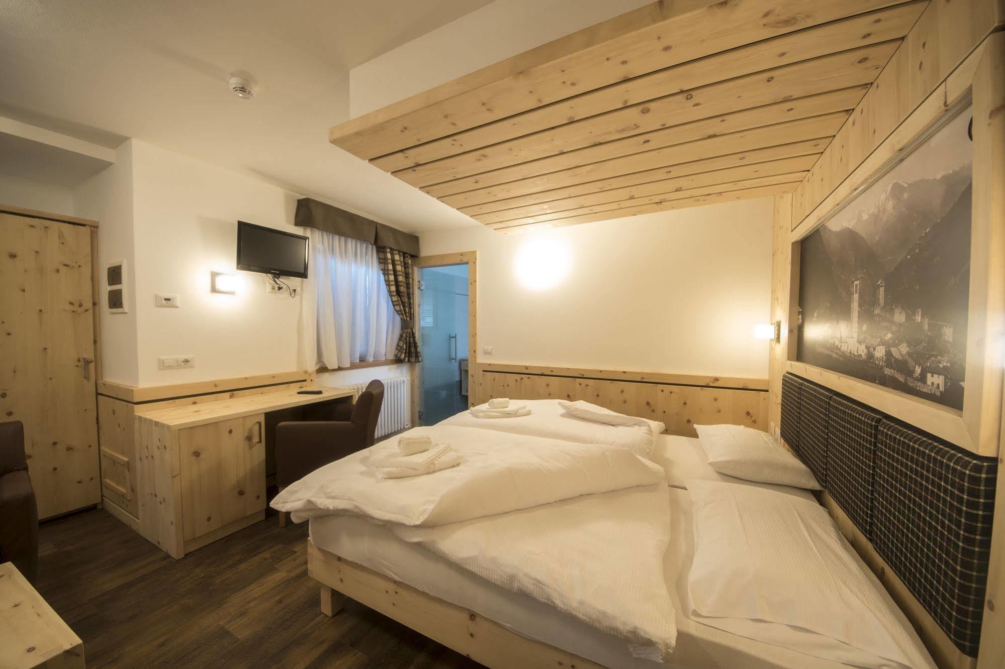 Hotel Niagara 3*